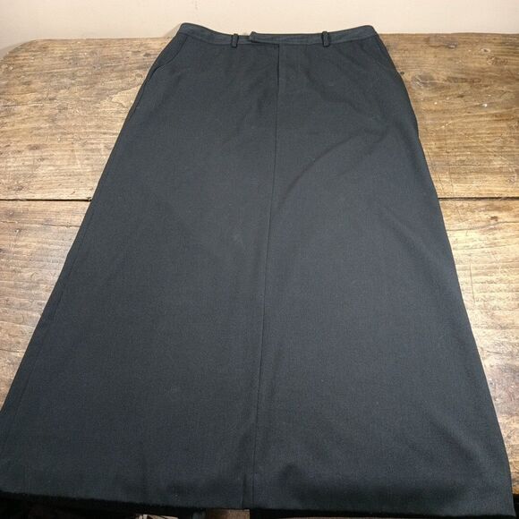 Eddie Bauer Womens Sz 12 Skirt Black Long Maxi Modest Pockets 36" Long - Picture 1 of 9